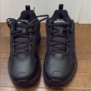 Men’s Nike Air Monarch
